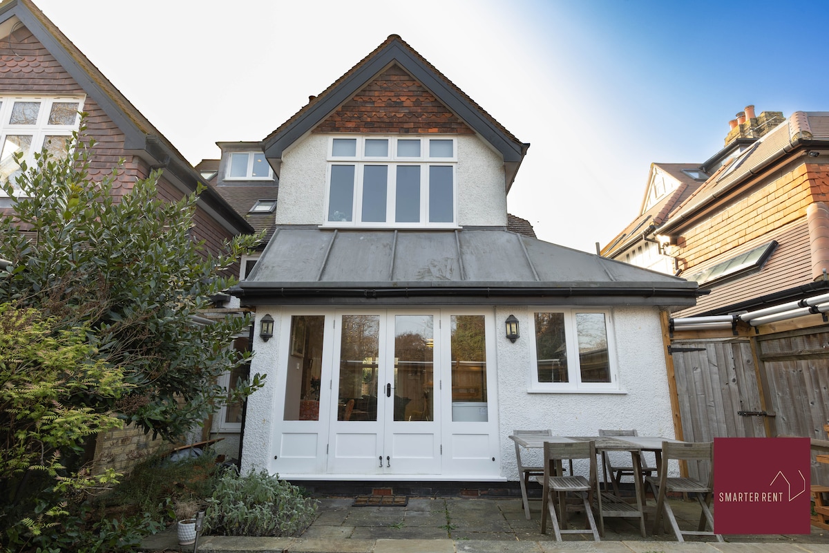 Wimbledon, Garden, Pet friendly
