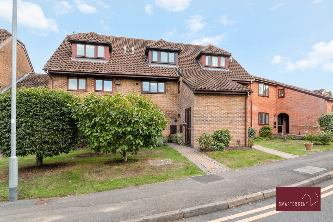 Two Bed Maisonette - Wokingham