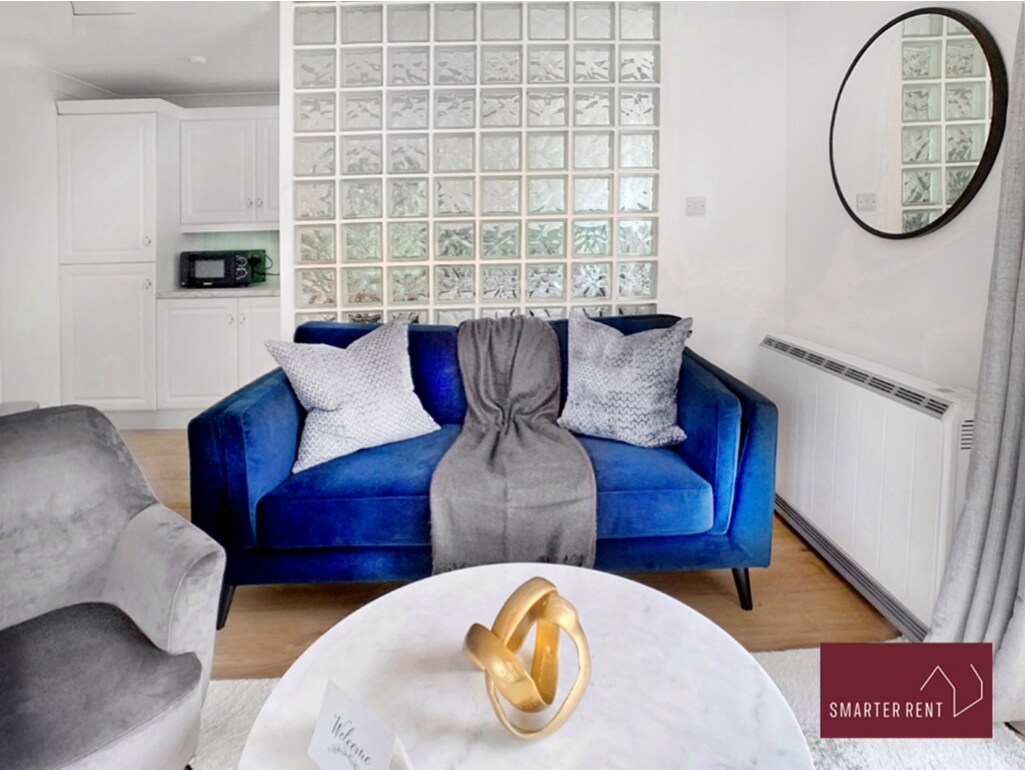 One Bed House, Parking, Pet-friendly