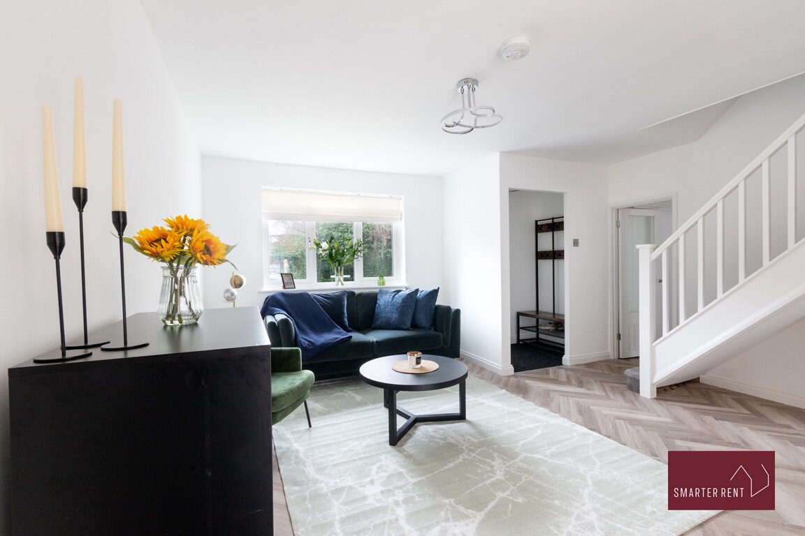 3 Bed House, Garden, Parking, Pet Friendly.